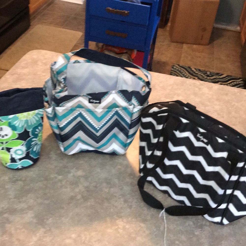 Lot of Thirty One Bags (4)